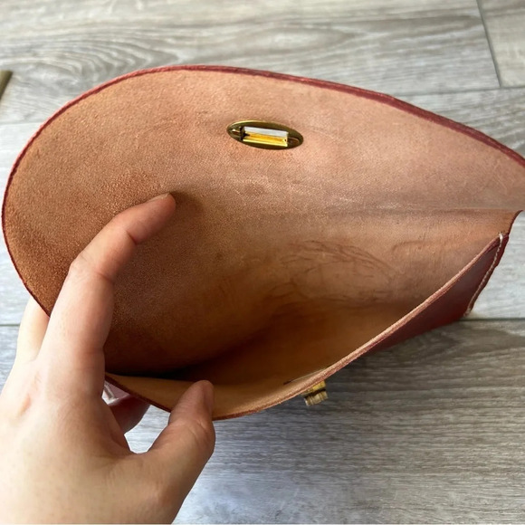 Hand Tooled Leather Wallet Clutch - Picture 7 of 10